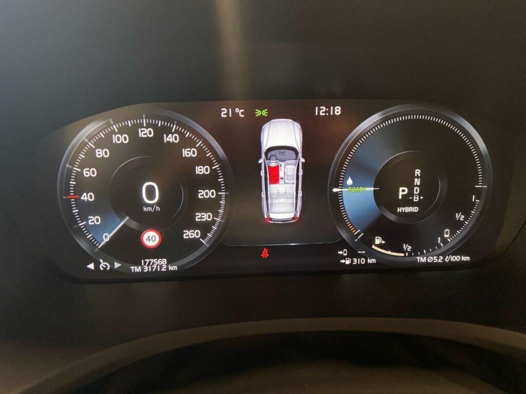 Volvo V60 2020 Valkoinen