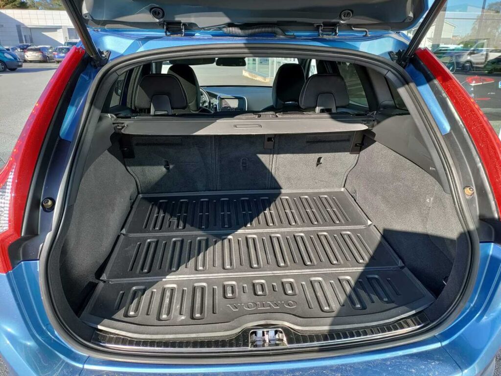 Volvo XC60 2017 Sininen