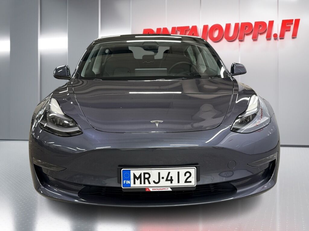 Tesla Model 3 2022 Harmaa