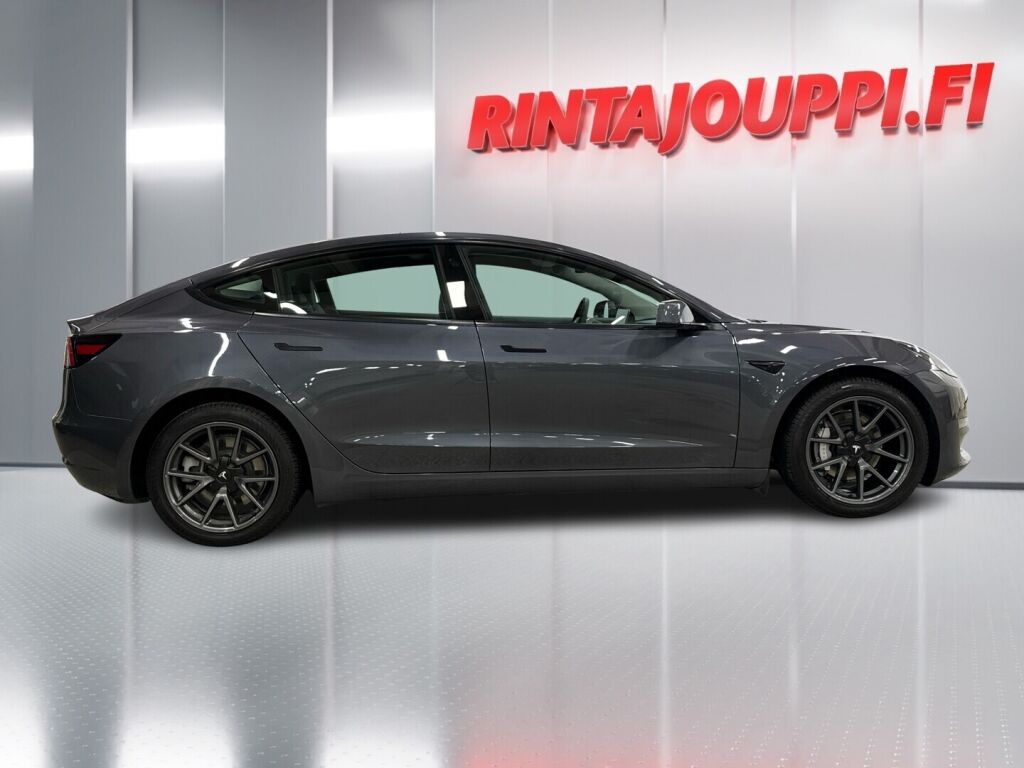 Tesla Model 3 2022 Harmaa