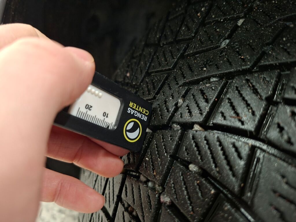 Tesla Model 3 2022 Harmaa