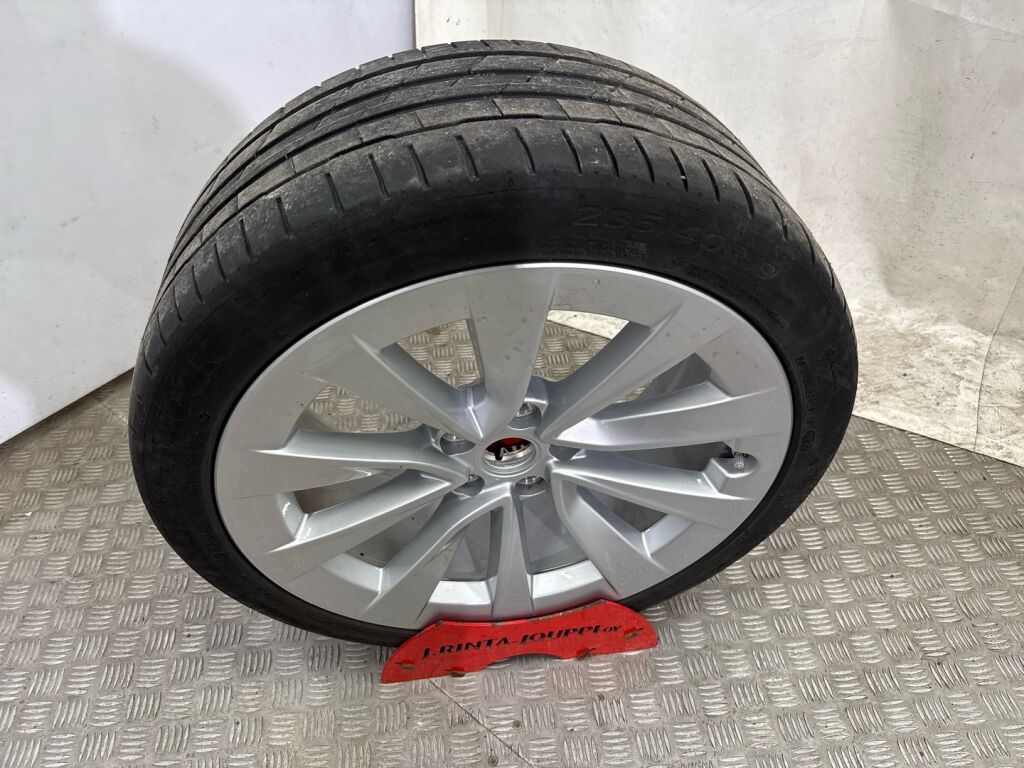 Tesla Model 3 2022 Harmaa