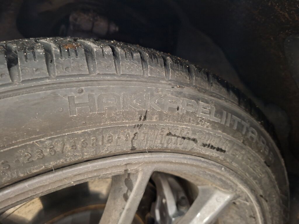 Tesla Model 3 2022 Harmaa