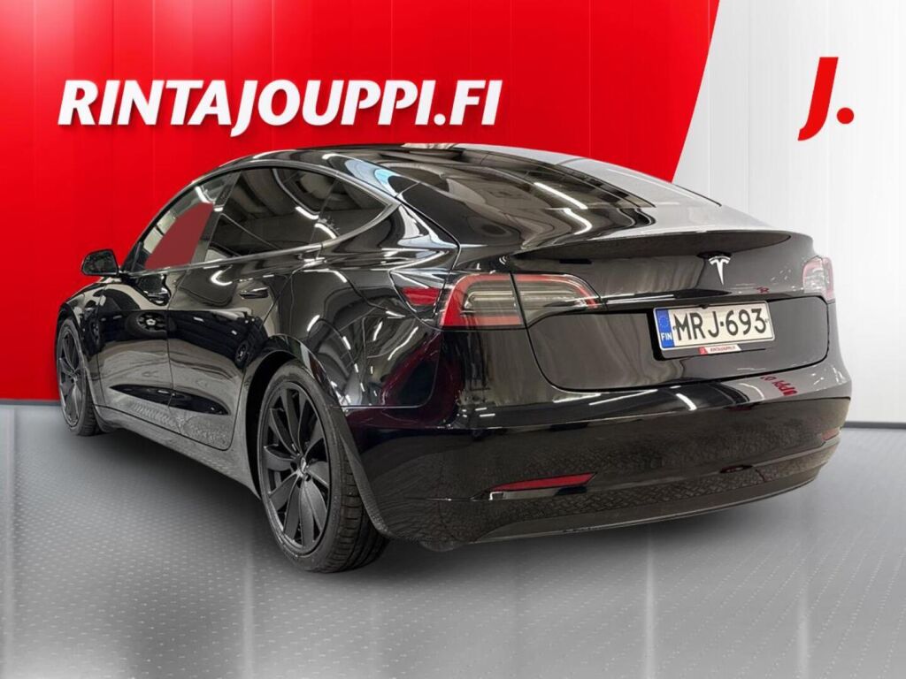 Tesla Model 3 2023 Musta