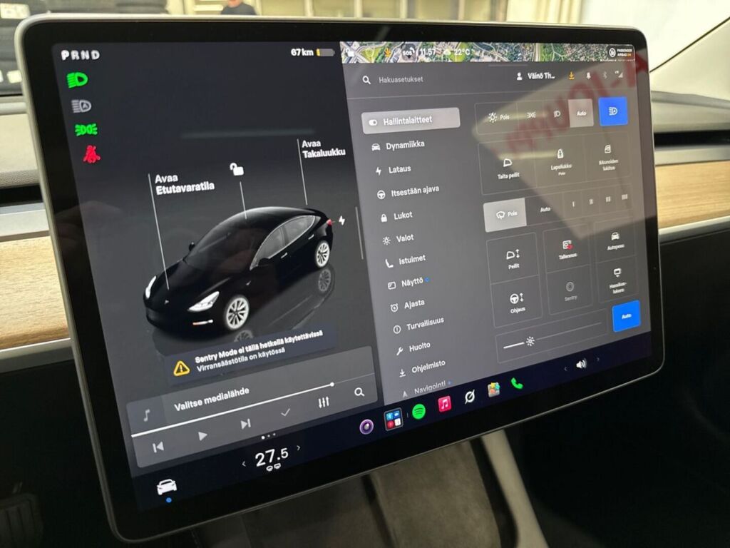 Tesla Model 3 2023 Musta