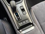 Lexus LBX 2025 Harmaa