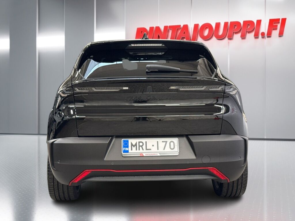 Alfa Romeo Junior 2026 Musta