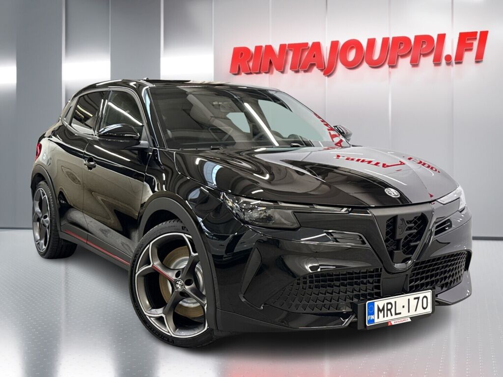 Alfa Romeo Junior 2026 Musta