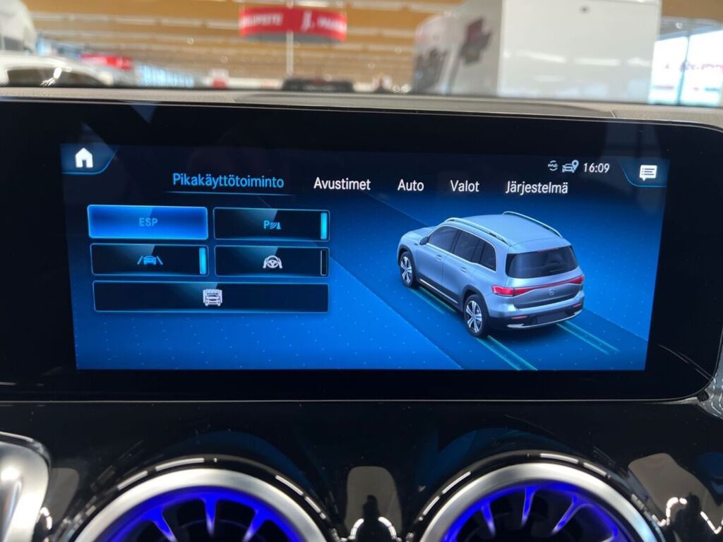 Mercedes-Benz EQB 2022 Valkoinen