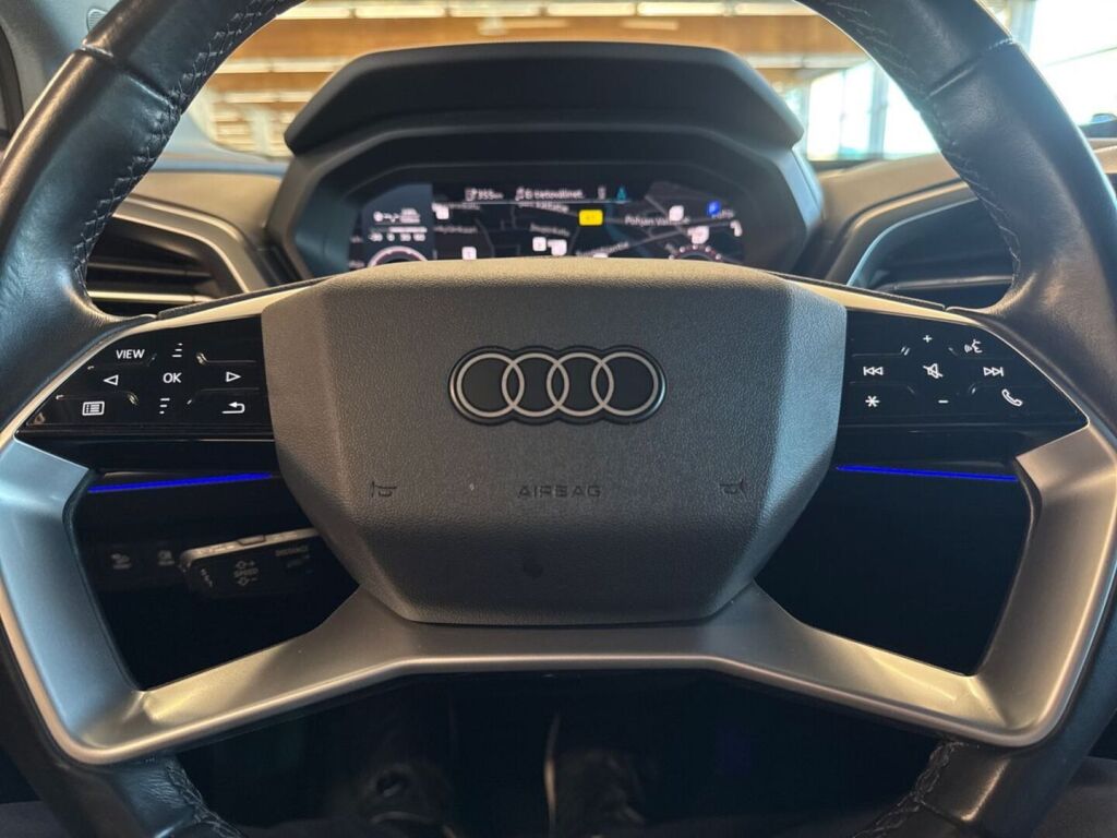 Audi Q4 e-tron 2021 Harmaa