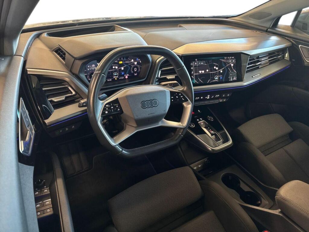 Audi Q4 e-tron 2021 Harmaa