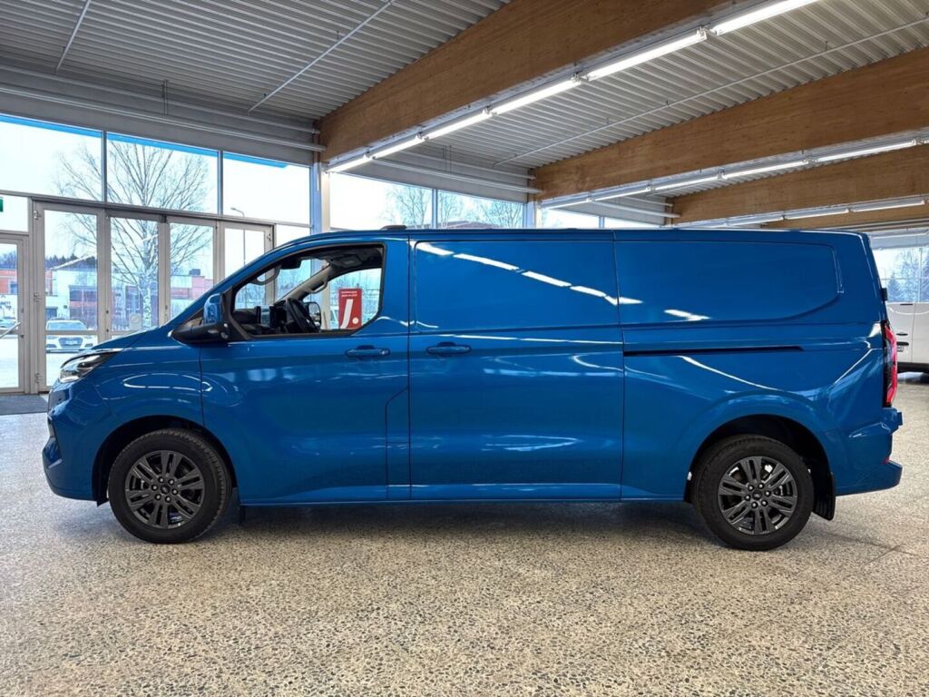 Ford Transit Custom 2026 Digital Aqua Blue