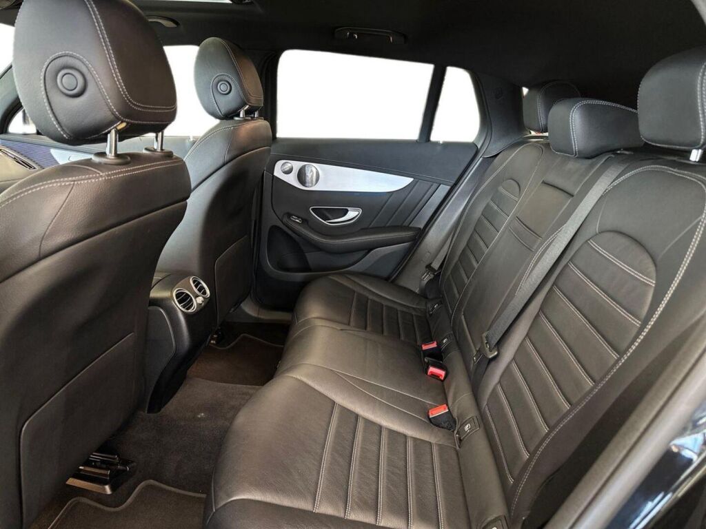 Mercedes-Benz EQC 2020 Musta