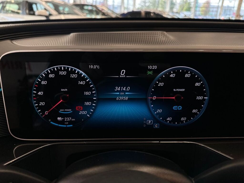 Mercedes-Benz EQC 2020 Musta
