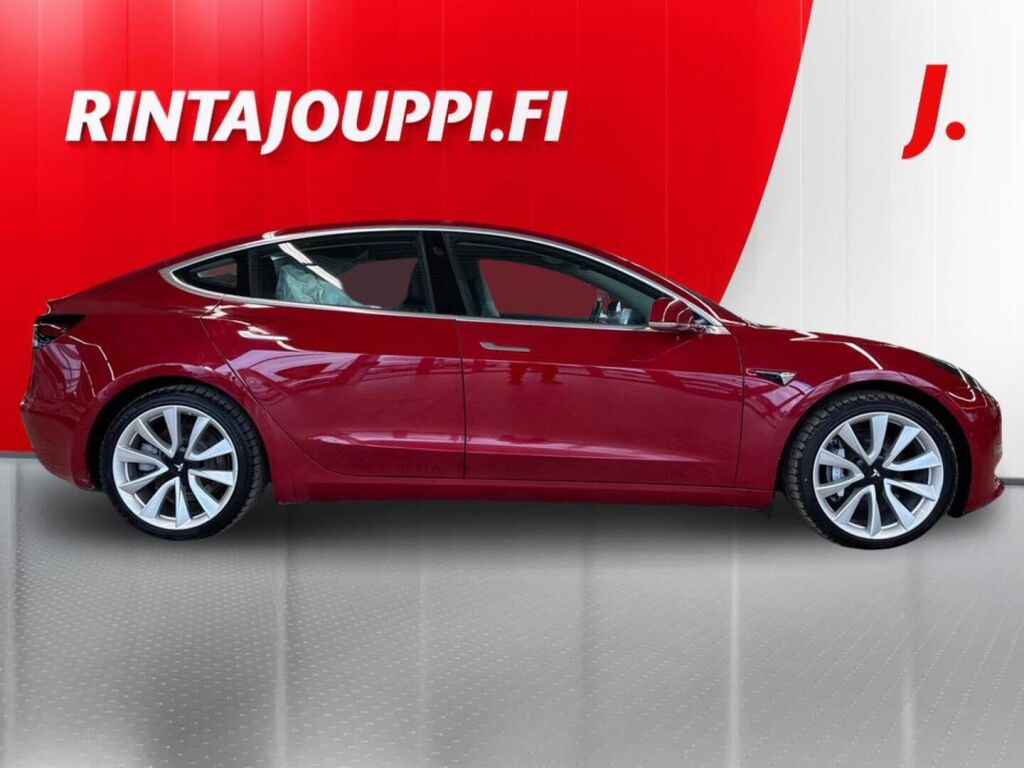 Tesla Model 3 2019 Punainen