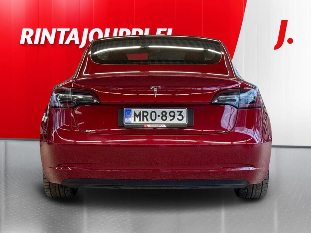 Tesla Model 3 2019 Punainen
