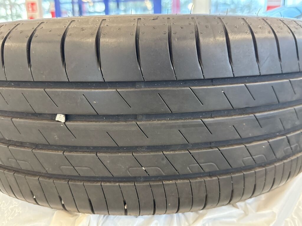 Nissan Leaf 2024 Valkoinen