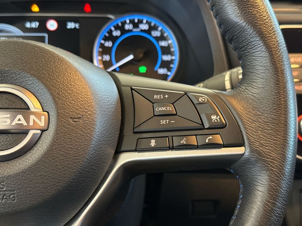 Nissan Leaf 2024 Valkoinen