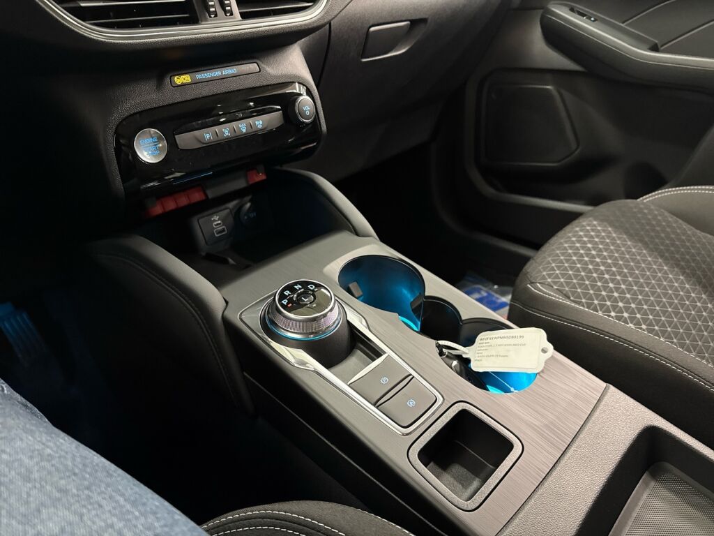 Ford Kuga 2026 Valkoinen