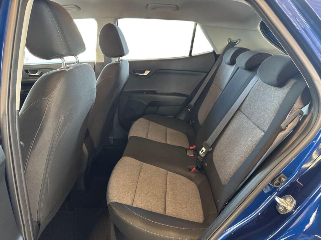 Kia Stonic 2026 Sininen