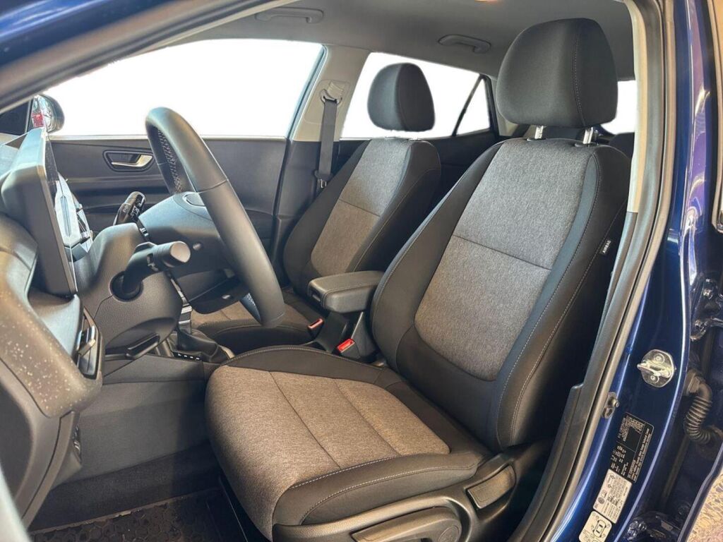 Kia Stonic 2026 Sininen