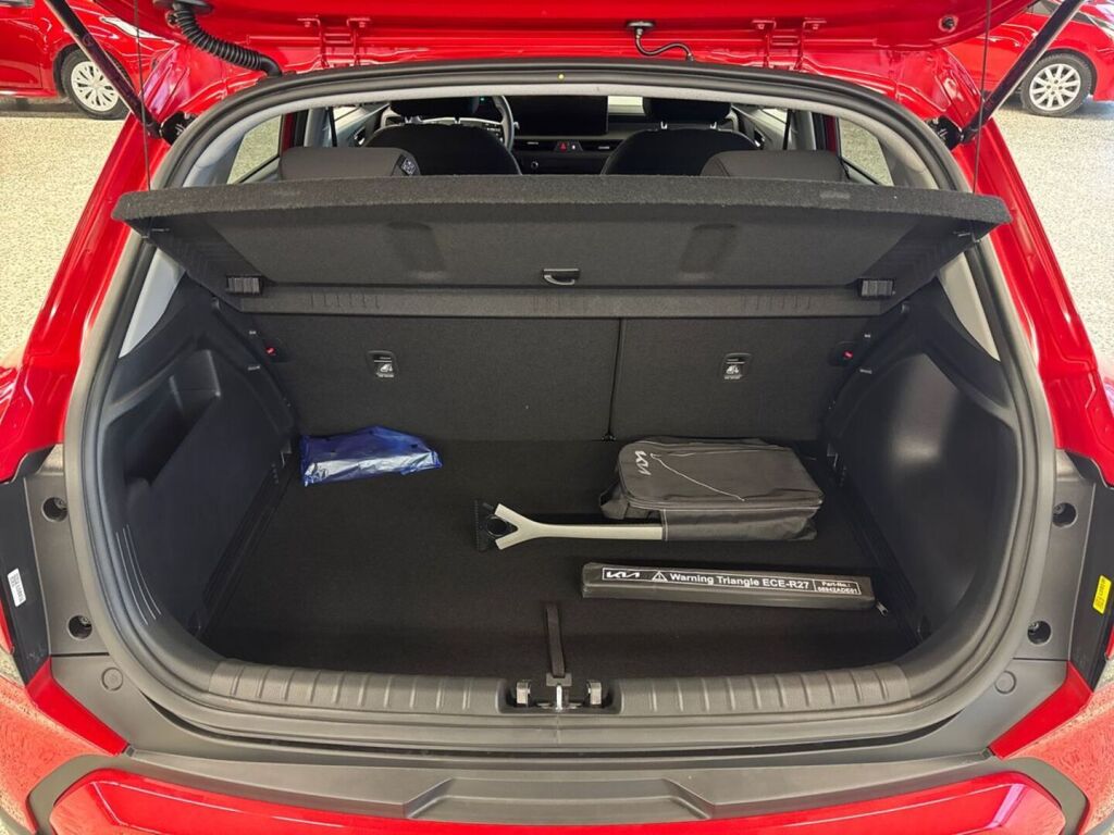 Kia Stonic 2026 Punainen