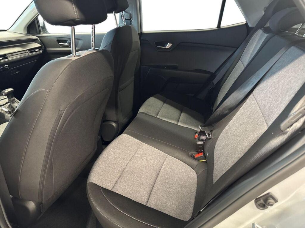 Kia Stonic 2026 Harmaa