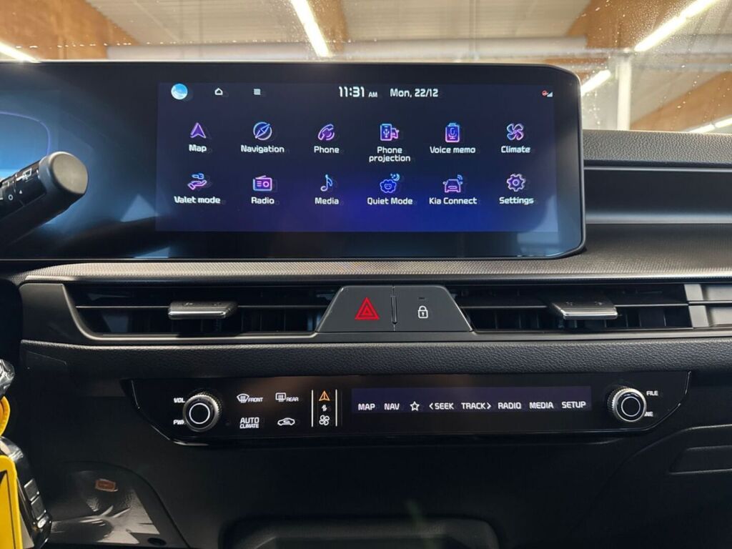 Kia Stonic 2026 Harmaa