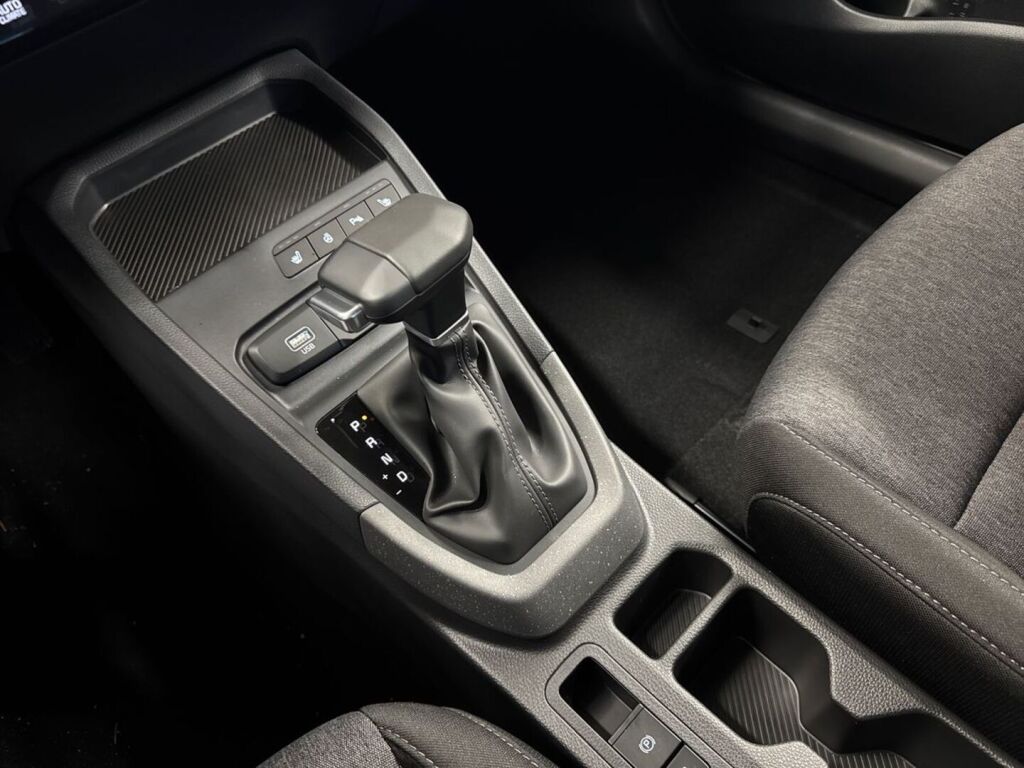 Kia Stonic 2026 Harmaa