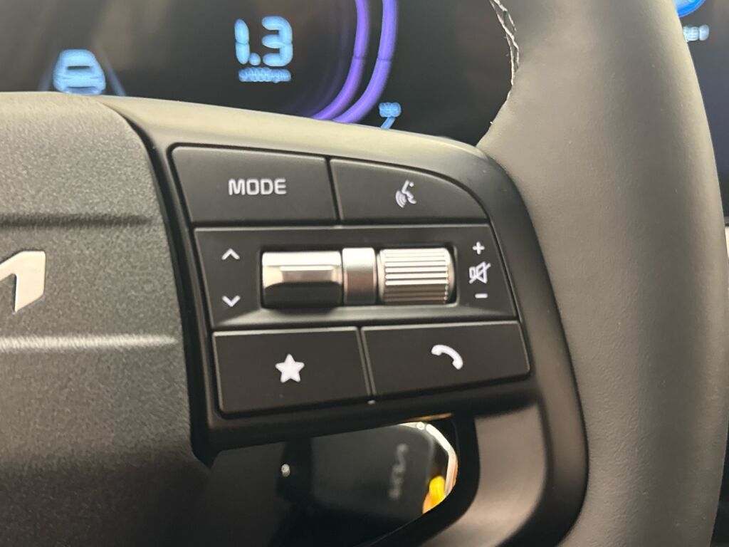 Kia Stonic 2026 Musta