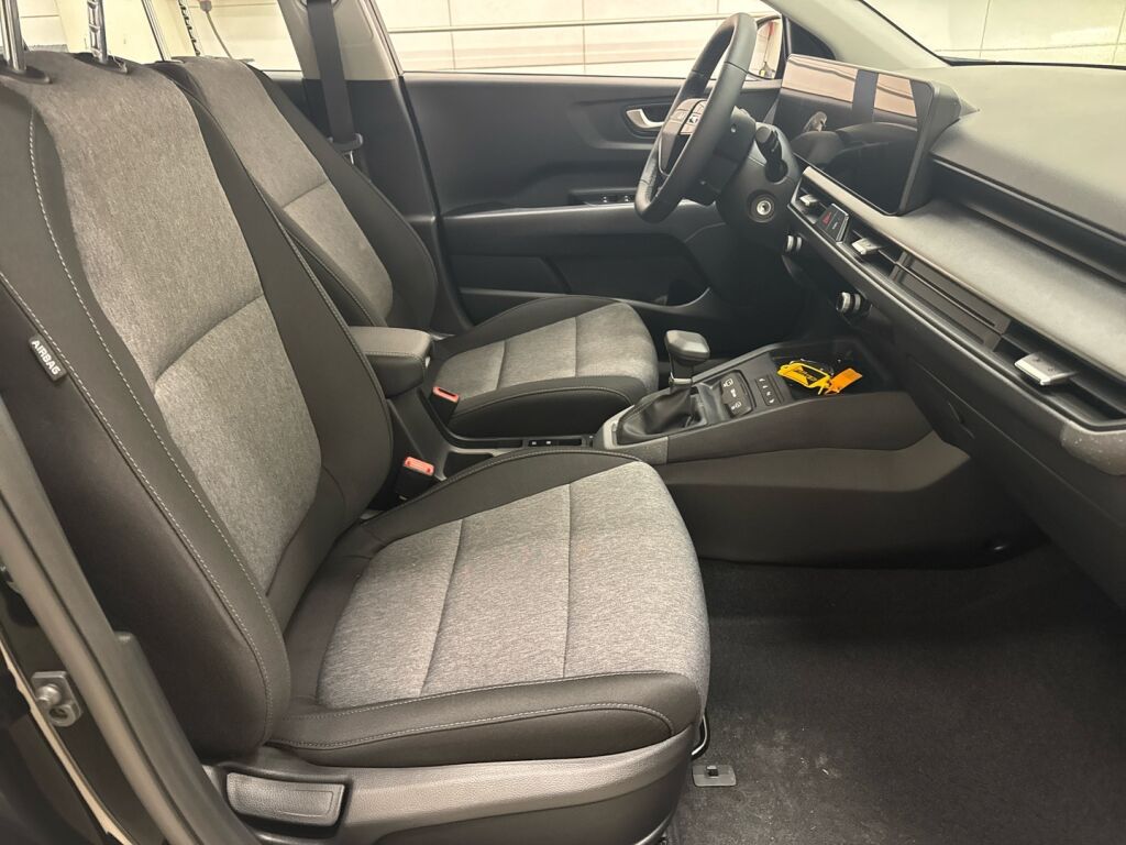 Kia Stonic 2026 Musta