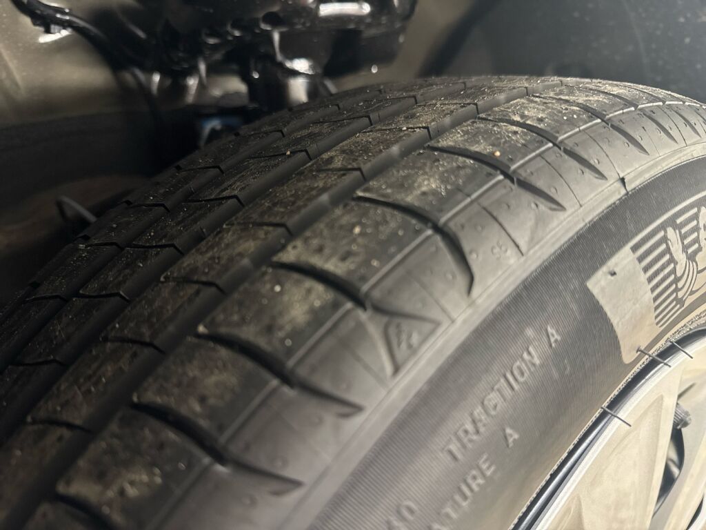 Kia Stonic 2026 Musta