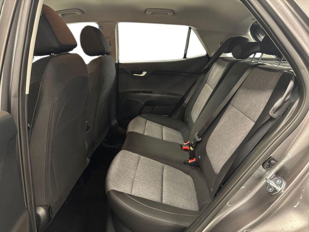 Kia Stonic 2026 Harmaa