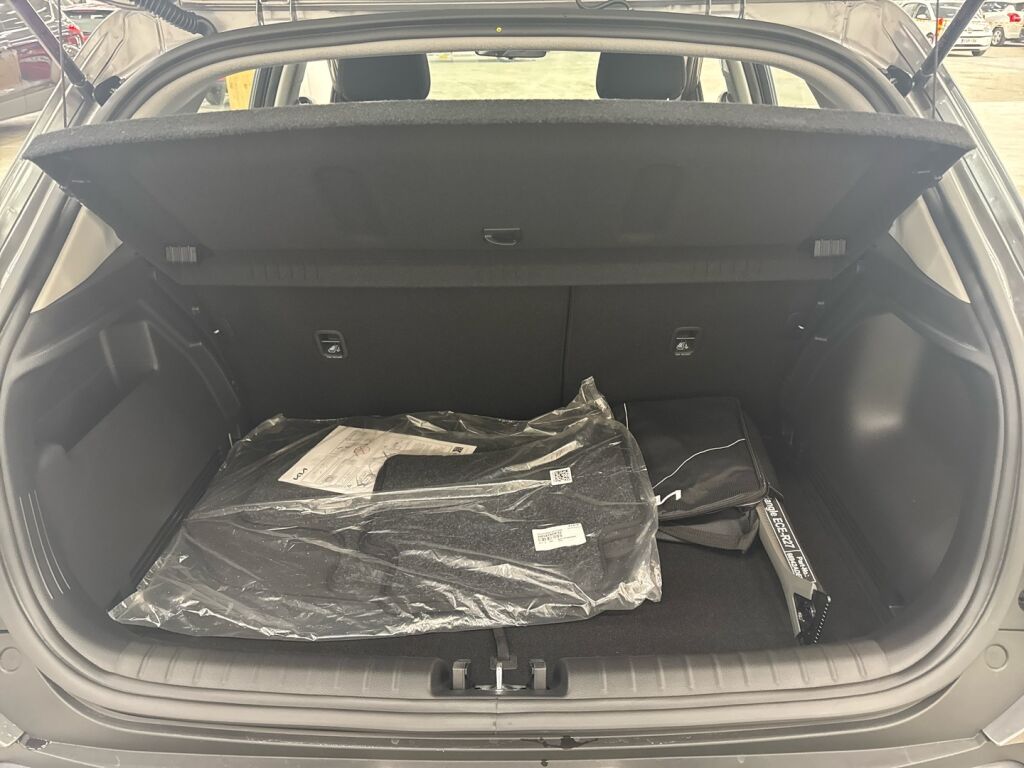 Kia Stonic 2026 Harmaa