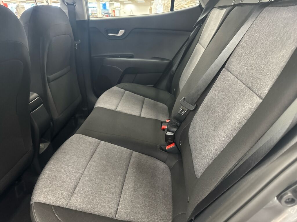 Kia Stonic 2026 Harmaa