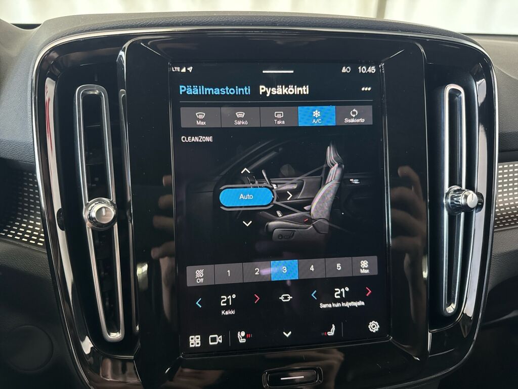 Volvo XC40 2021 Harmaa