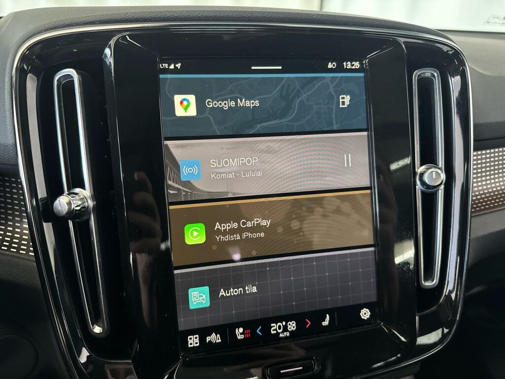 Volvo XC40 2021 Valkoinen