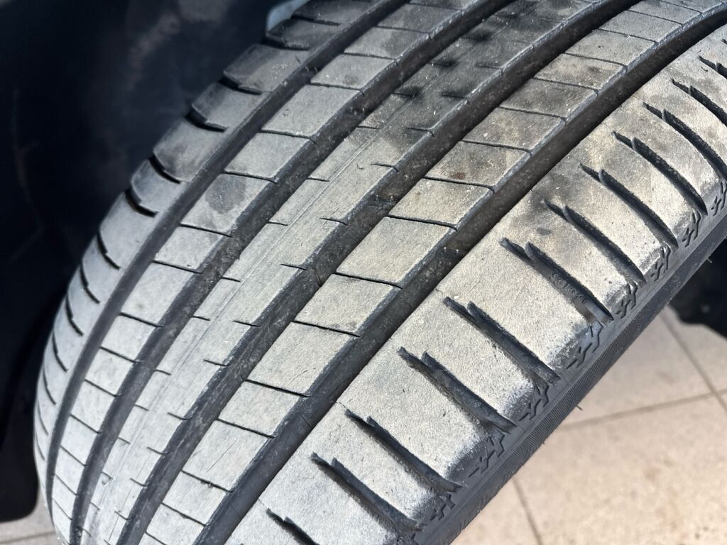 Volvo XC40 2021 Valkoinen