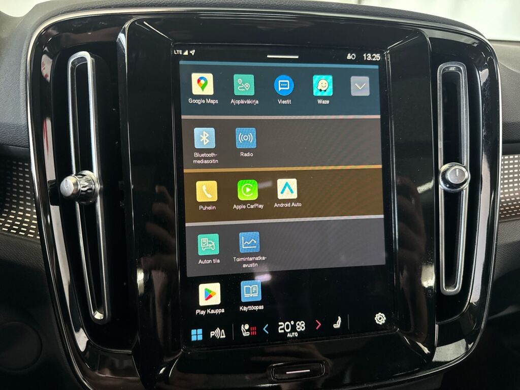 Volvo XC40 2021 Valkoinen