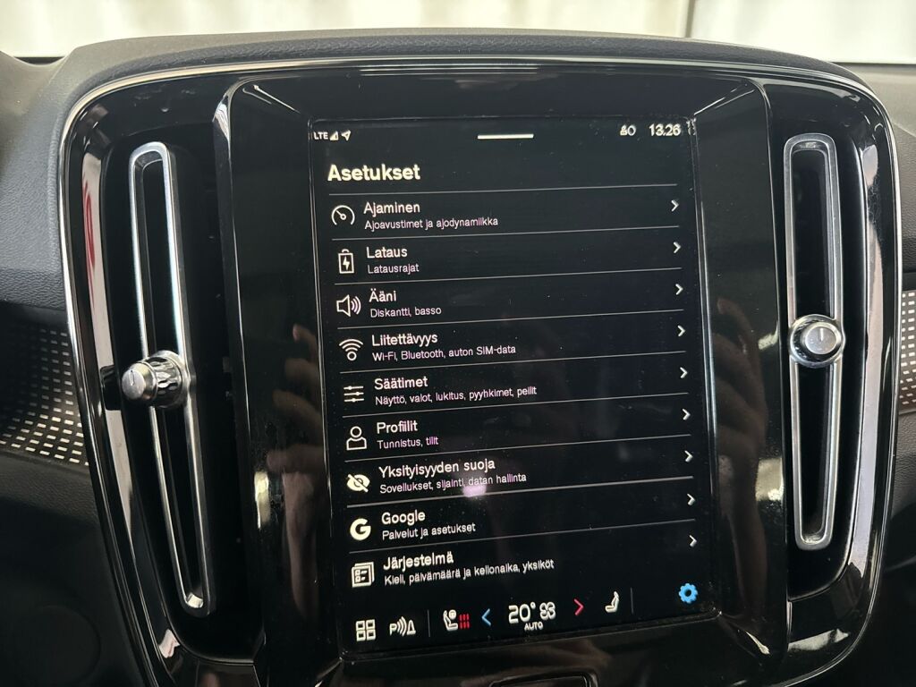 Volvo XC40 2021 Valkoinen