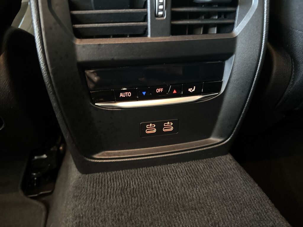 BMW i4 2024 Valkoinen