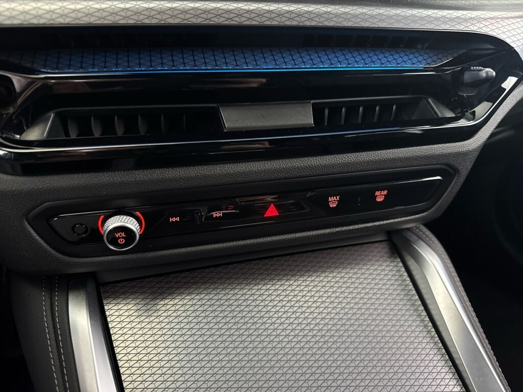 BMW i4 2024 Valkoinen