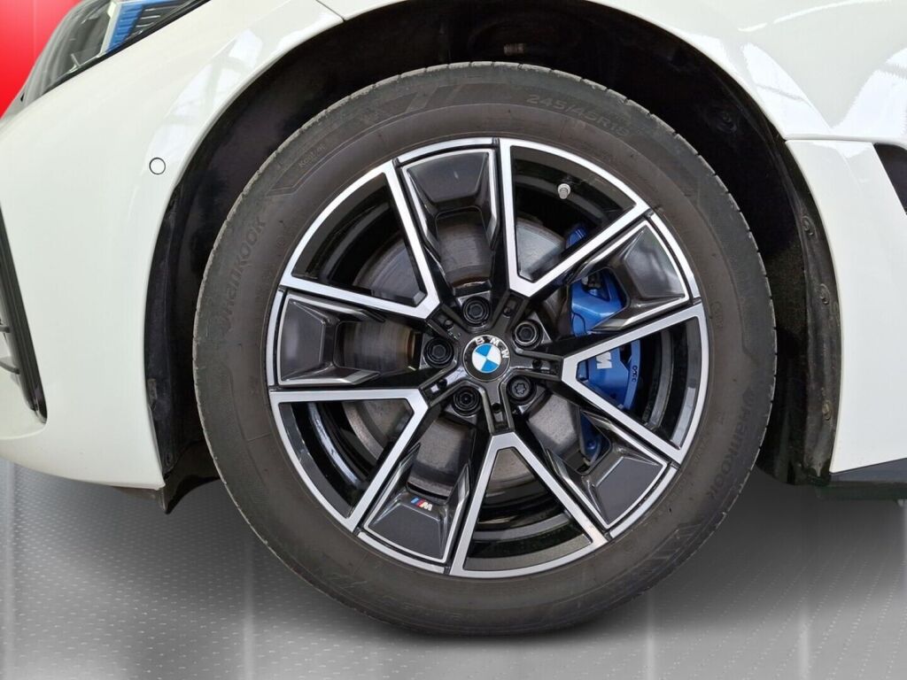 BMW i4 2024 Valkoinen