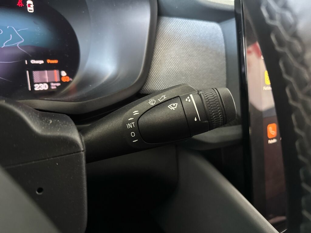 Polestar 2 2021 Harmaa