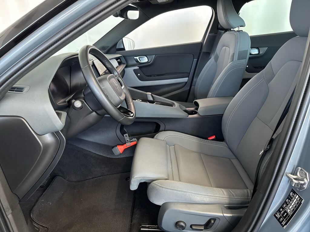 Polestar 2 2021 Harmaa