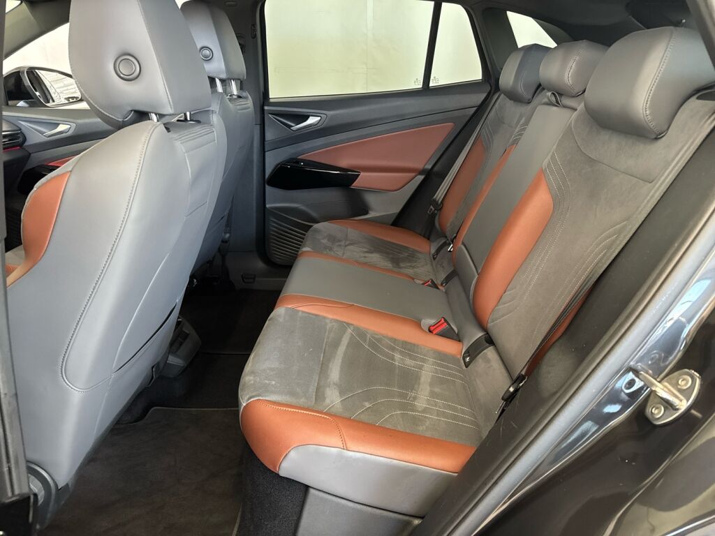 Volkswagen ID.4 2021 Harmaa