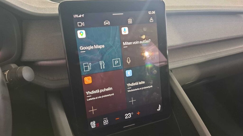 Polestar 2 2021 Musta