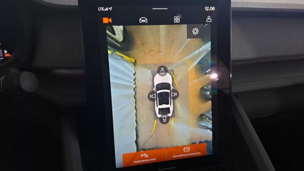 Polestar 2 2021 Musta