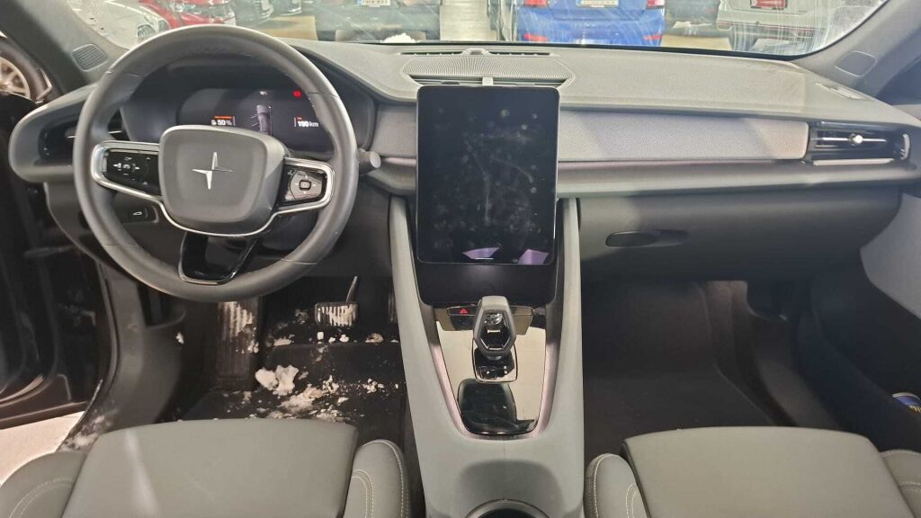 Polestar 2 2021 Musta