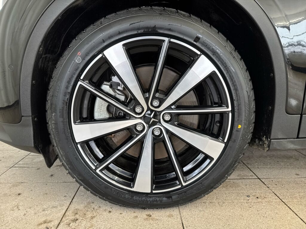 Polestar 2 2021 Musta